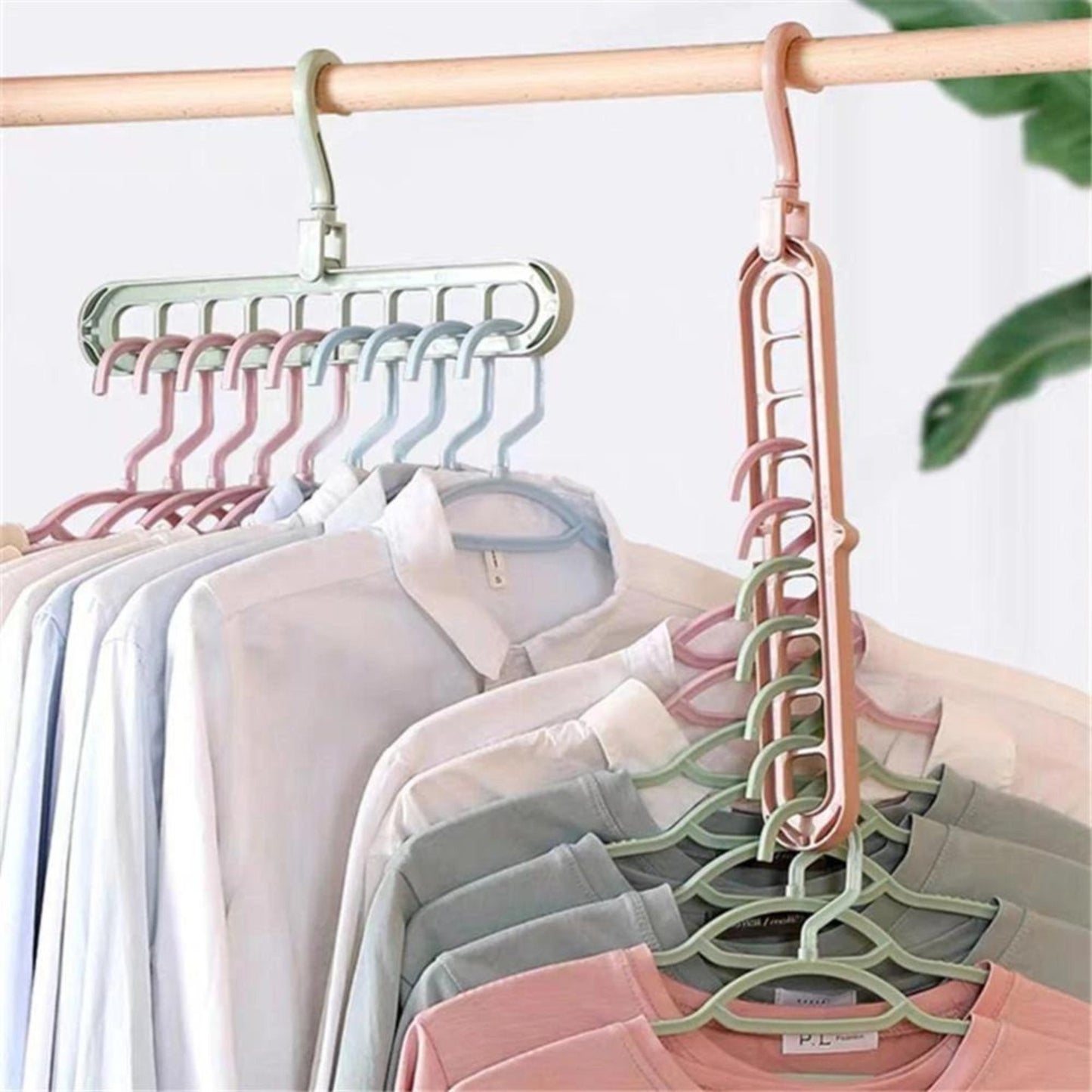 Smart Hanger ™ | Get 4 times more closet space - Novela