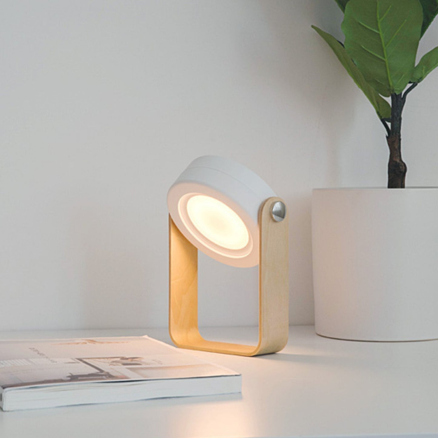 Bliss Lamp ™ | Portable folding lantern - Novela